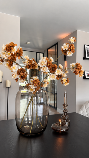 Cosy Mood Set | Shop the Look | Vase the World Arctic Vaas & Peri Living Olielampen