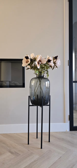 Chicago Smoke-Grey Set | Shop the Look | Vase the World Arctic M Grey Vaas met Zijden Bloemen