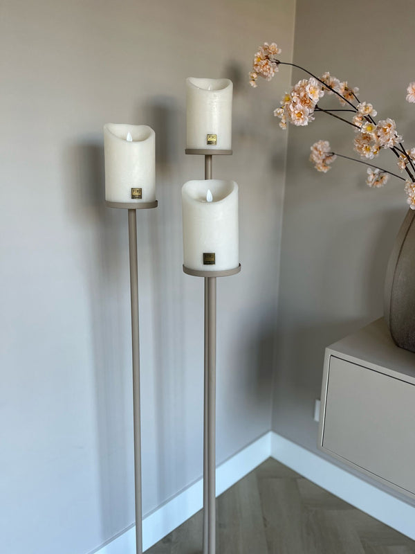 vloerkandelaren set van 3 beige met witte led light candles