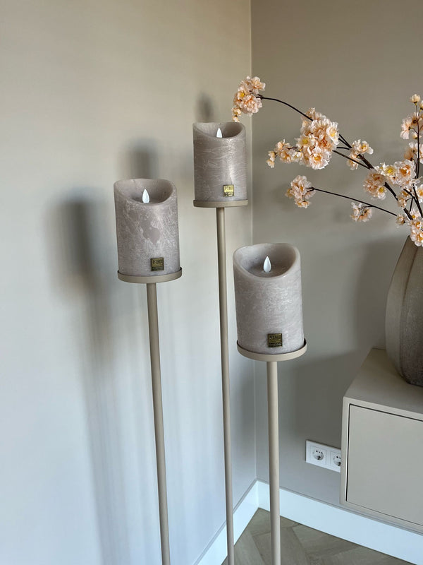 Beige vloerkandelaren Set van 3 stuks incl. beige LED candles
