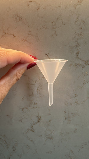 Trechtertje voor Peri Living Olielampjes