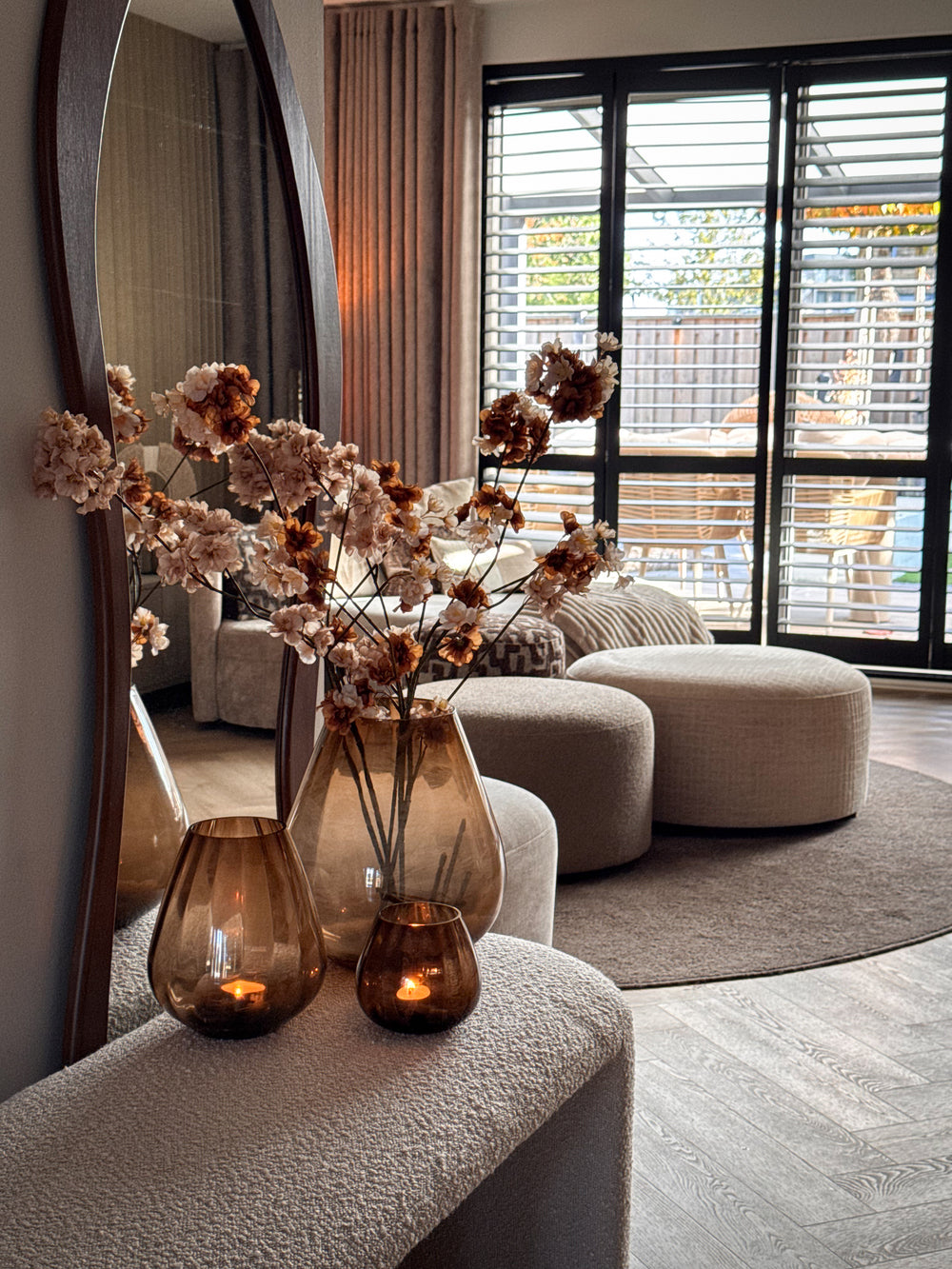 The Taupe Trio Set | Shop the Look | Vase the World Tasman Curved Taupe Set van 3