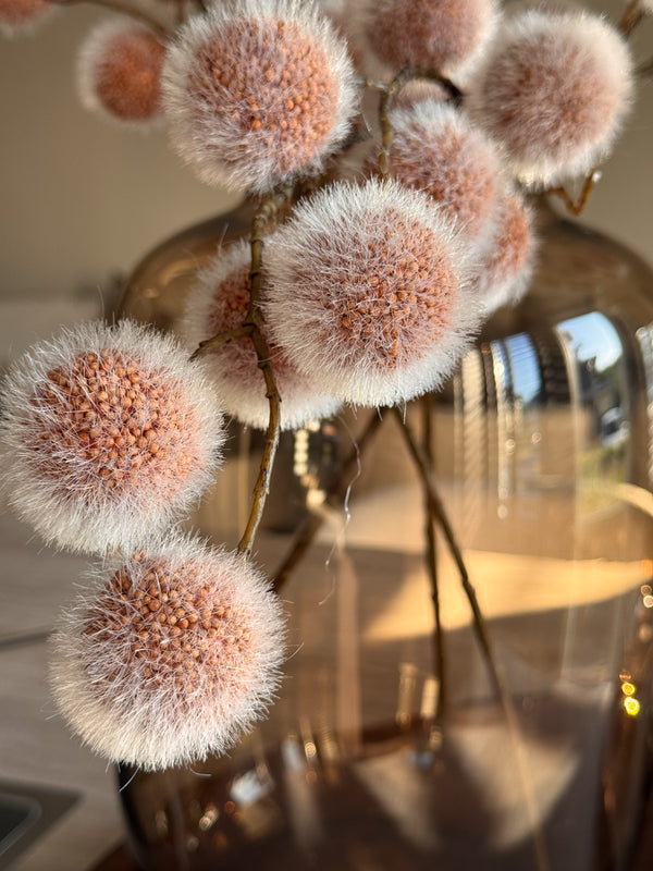 Kunstbloem Fluffy Pom Pom Coffee brown