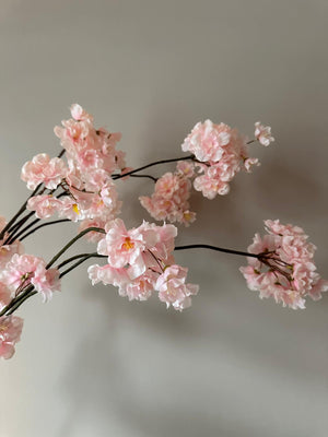 Powderroze kunstbloesemtak van 85 en 126 cm voor een stijlvol interieur