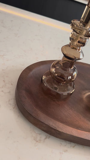 Villeta Kidney Dienblad Walnut – Vase The World
