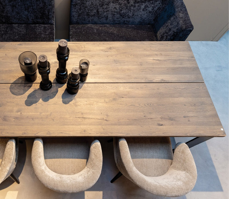 Fiori diningchair black wooden legs